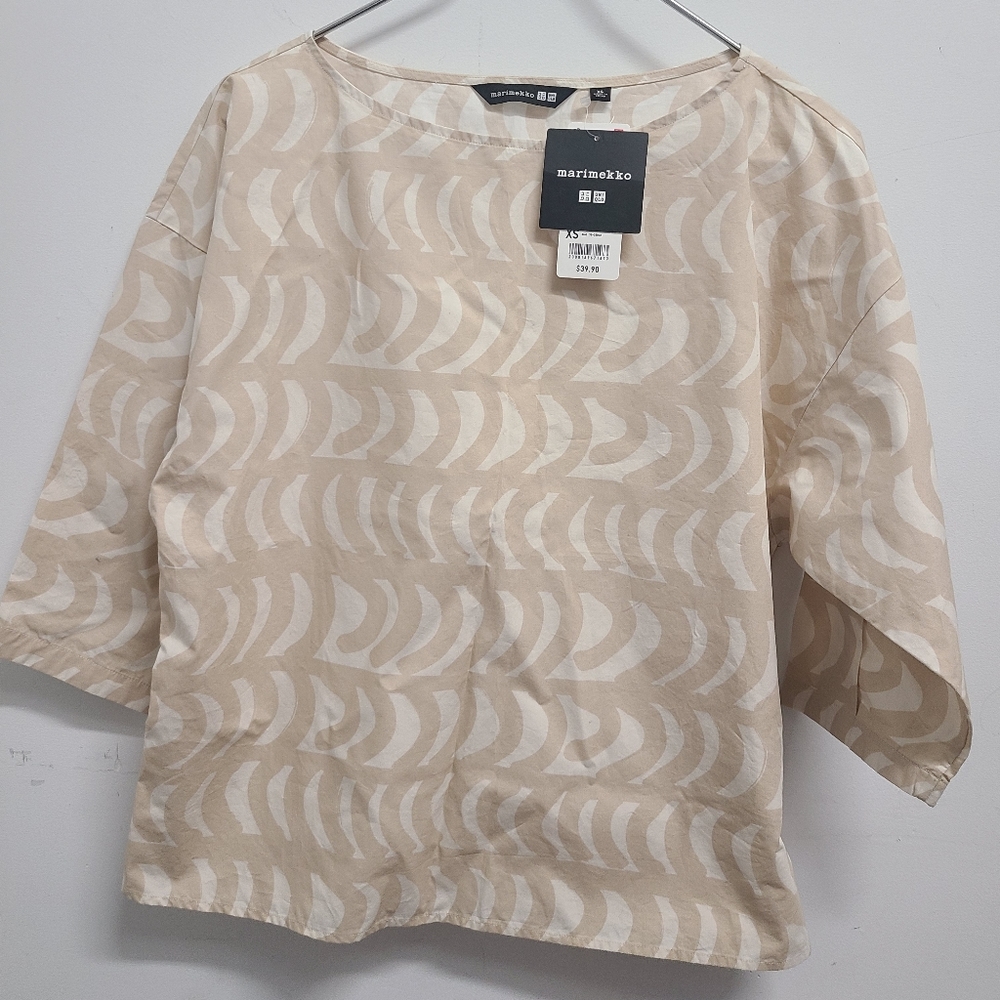 Uniquelo blouse